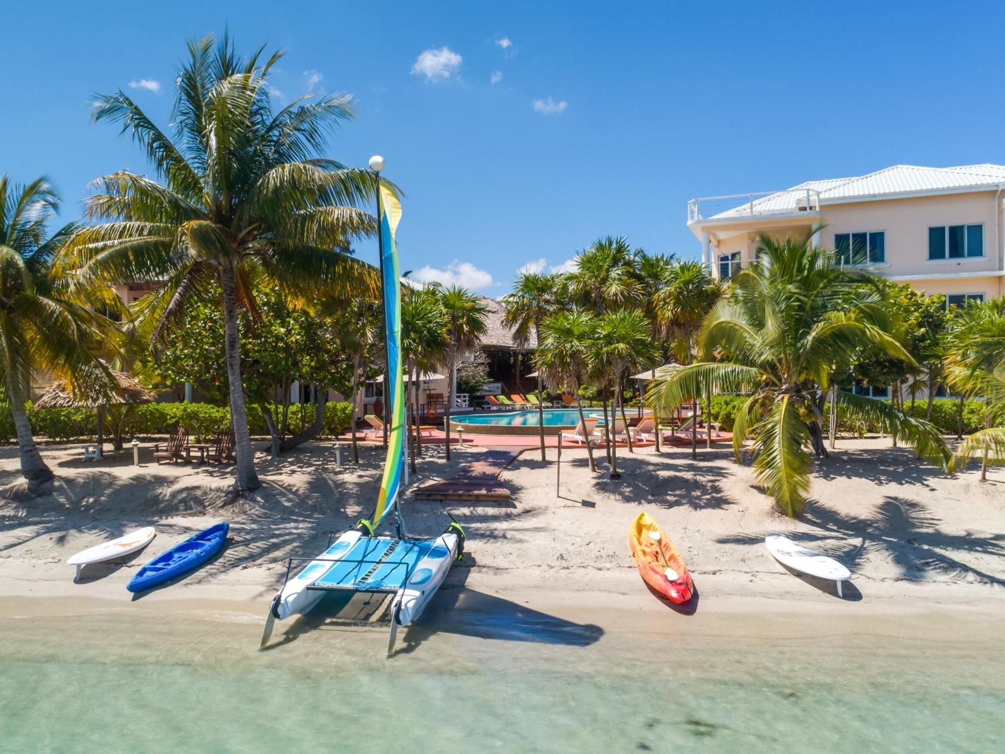 Laru Beya Resort Placencia ภายนอก รูปภาพ