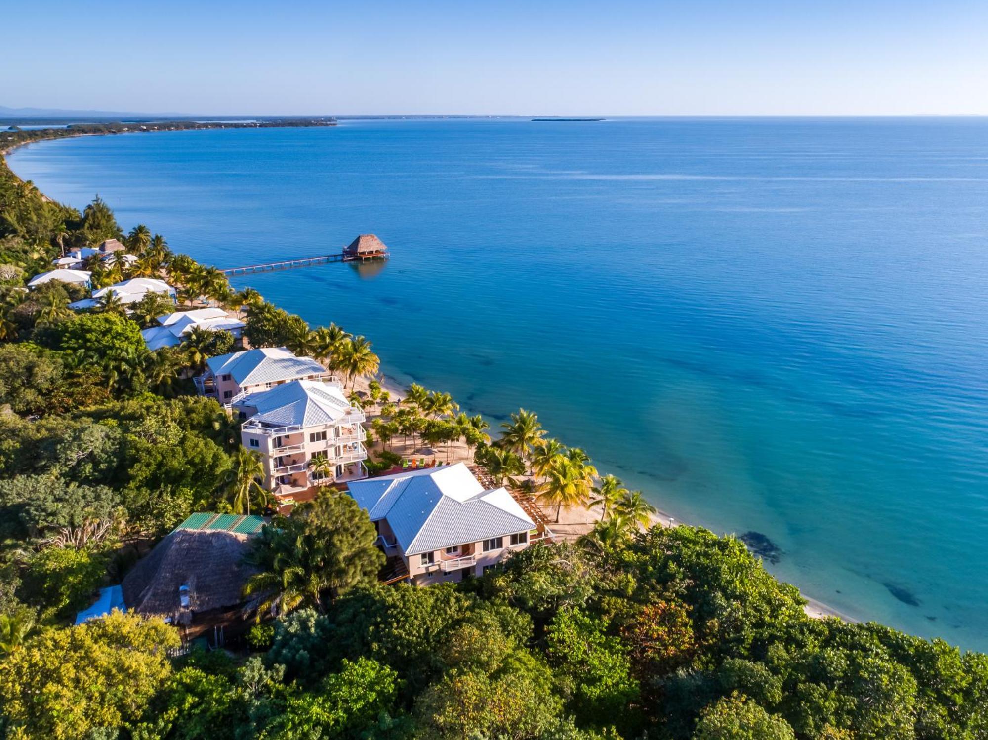Laru Beya Resort Placencia ภายนอก รูปภาพ
