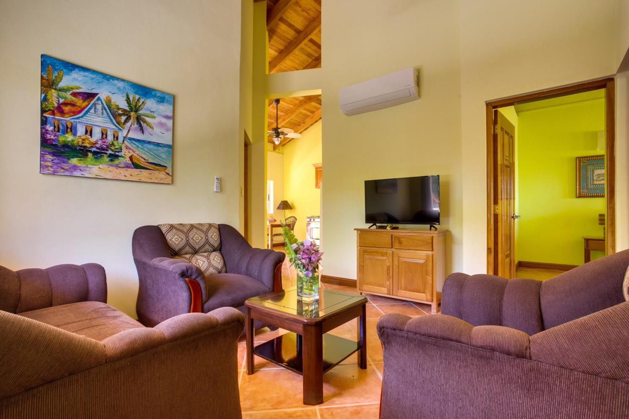 Laru Beya Resort Placencia ภายนอก รูปภาพ