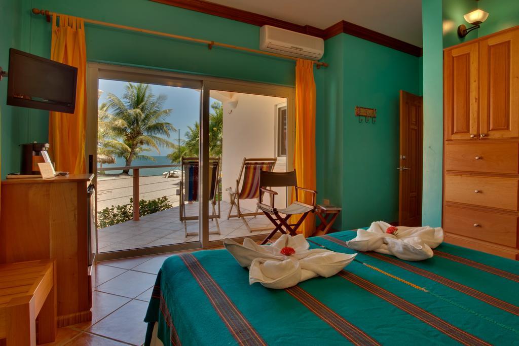 Laru Beya Resort Placencia ภายนอก รูปภาพ