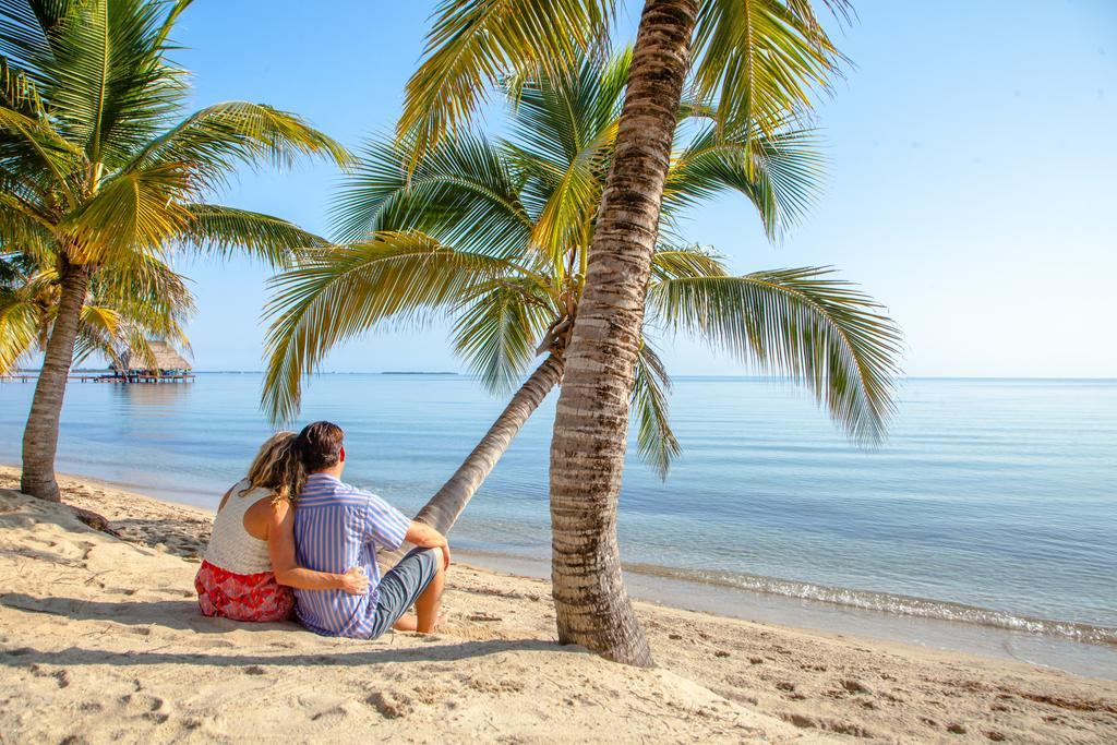 Laru Beya Resort Placencia ภายนอก รูปภาพ